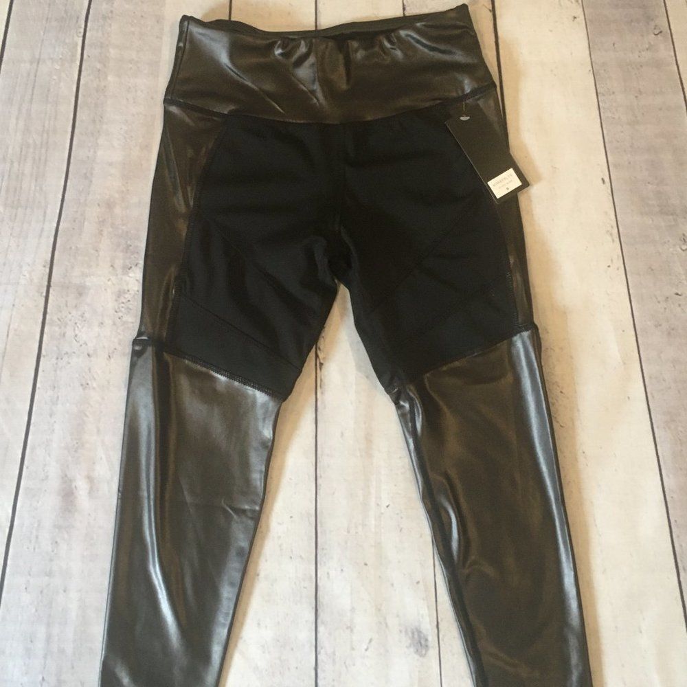 NWT, Women's Vegan Leather Leggings w/Mesh Panel Sides: Small & Medium - Picture 4 of 6